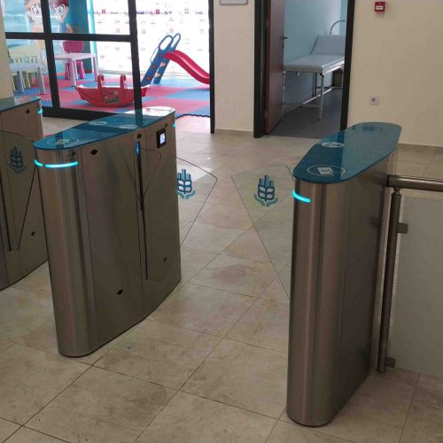 SB 100FL XL – Angular Leaf Turnstile for Disabled Person