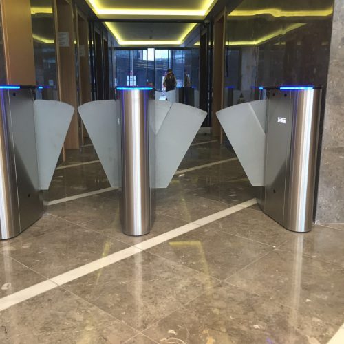 SB 100FL XL – Angular Leaf Turnstile for Disabled Person