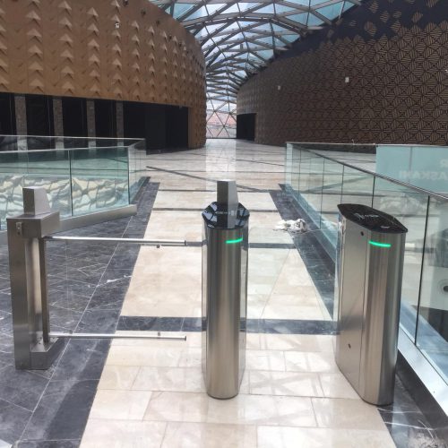 SB 100FL XL – Angular Leaf Turnstile for Disabled Person