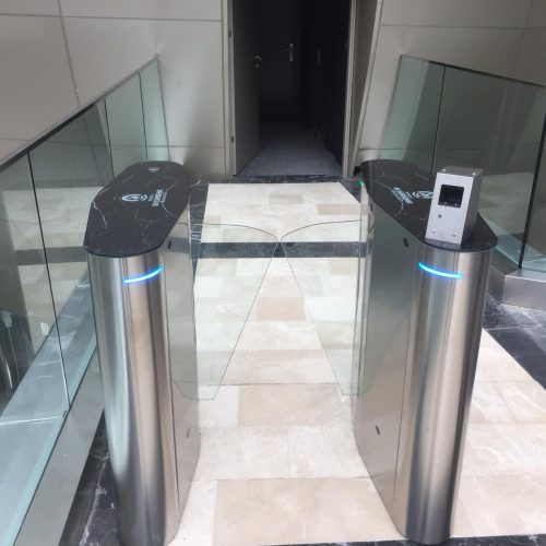 SB 100FL XL – Angular Leaf Turnstile for Disabled Person