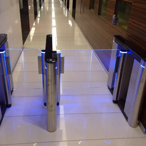 SF 120 – Özelleştirilebilir Özel Seri Kanatlı Optik Turnike